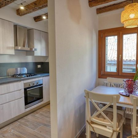 Ecco Suites Apartments Velence Kültér fotó