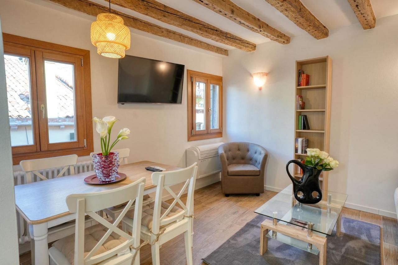 Ecco Suites Apartments Velence Kültér fotó