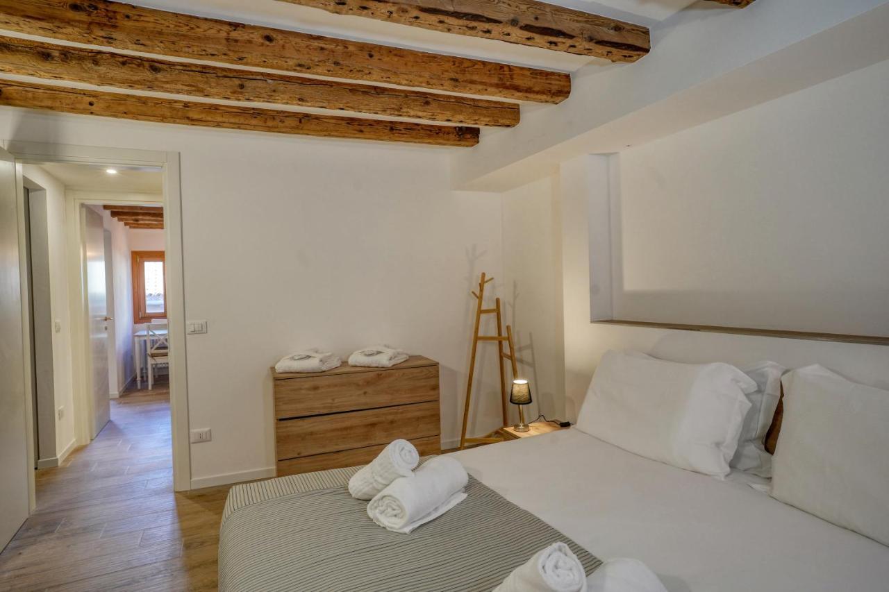 Ecco Suites Apartments Velence Kültér fotó