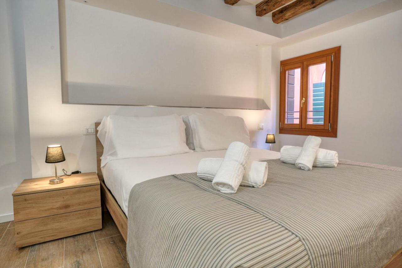 Ecco Suites Apartments Velence Kültér fotó