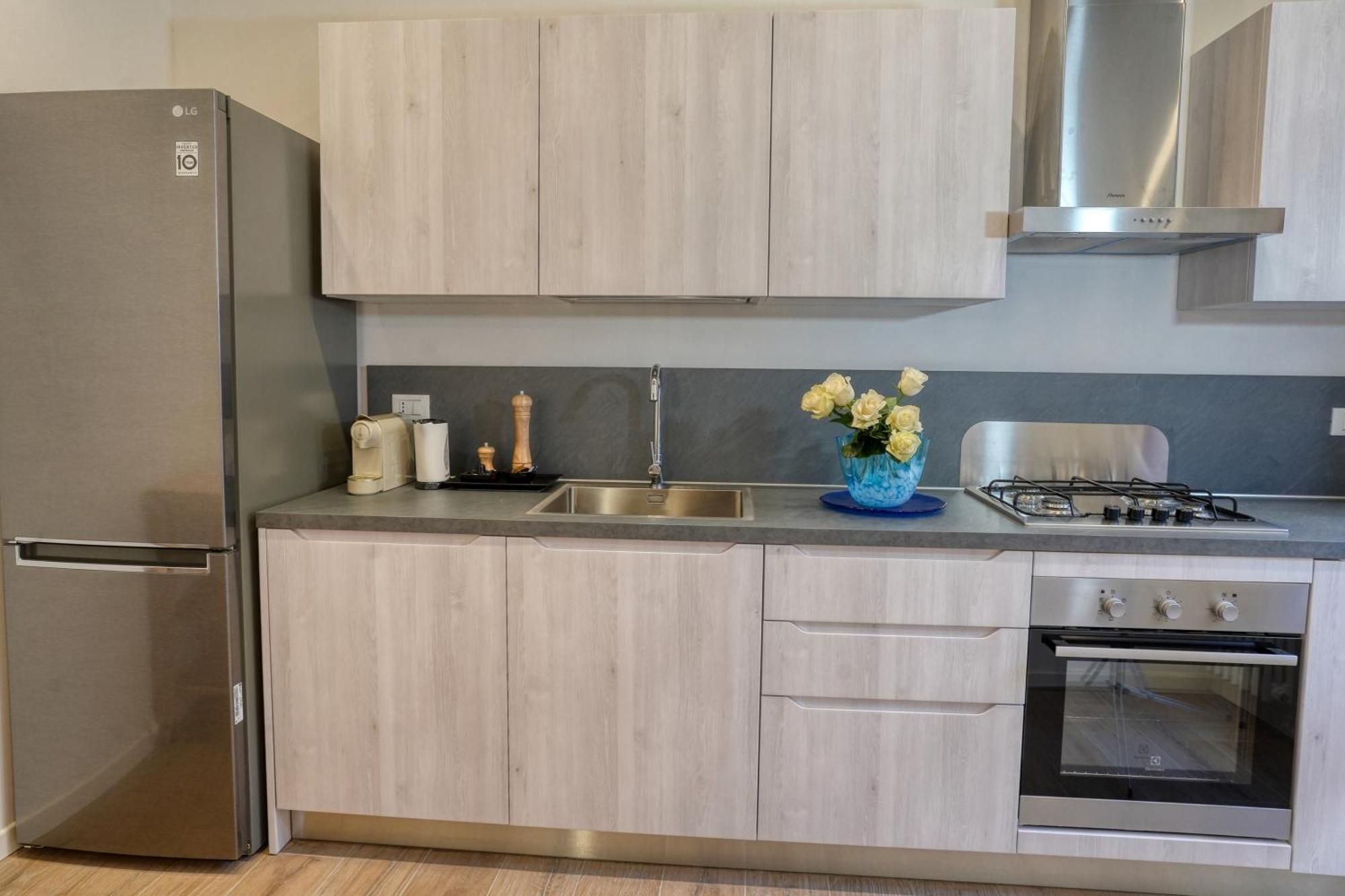 Ecco Suites Apartments Velence Kültér fotó