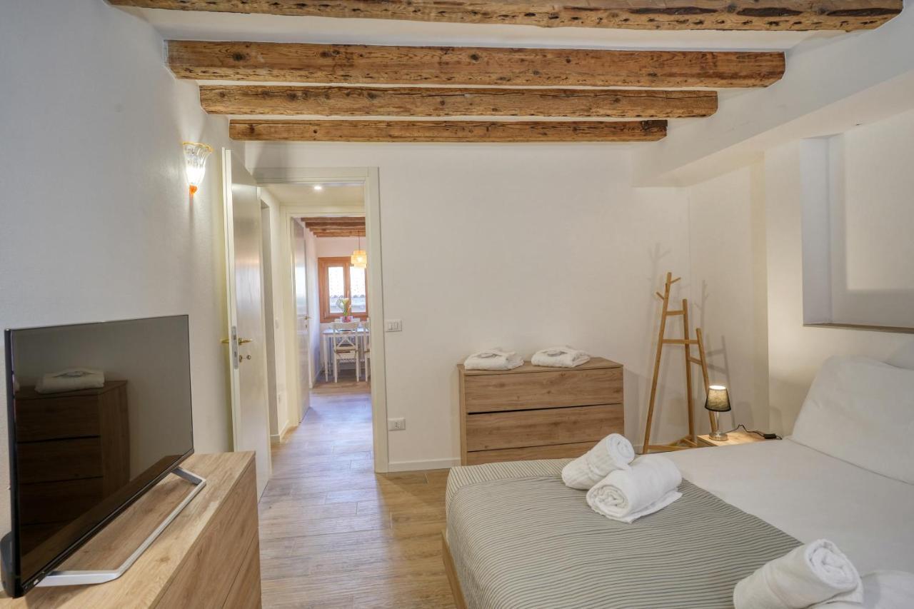 Ecco Suites Apartments Velence Kültér fotó