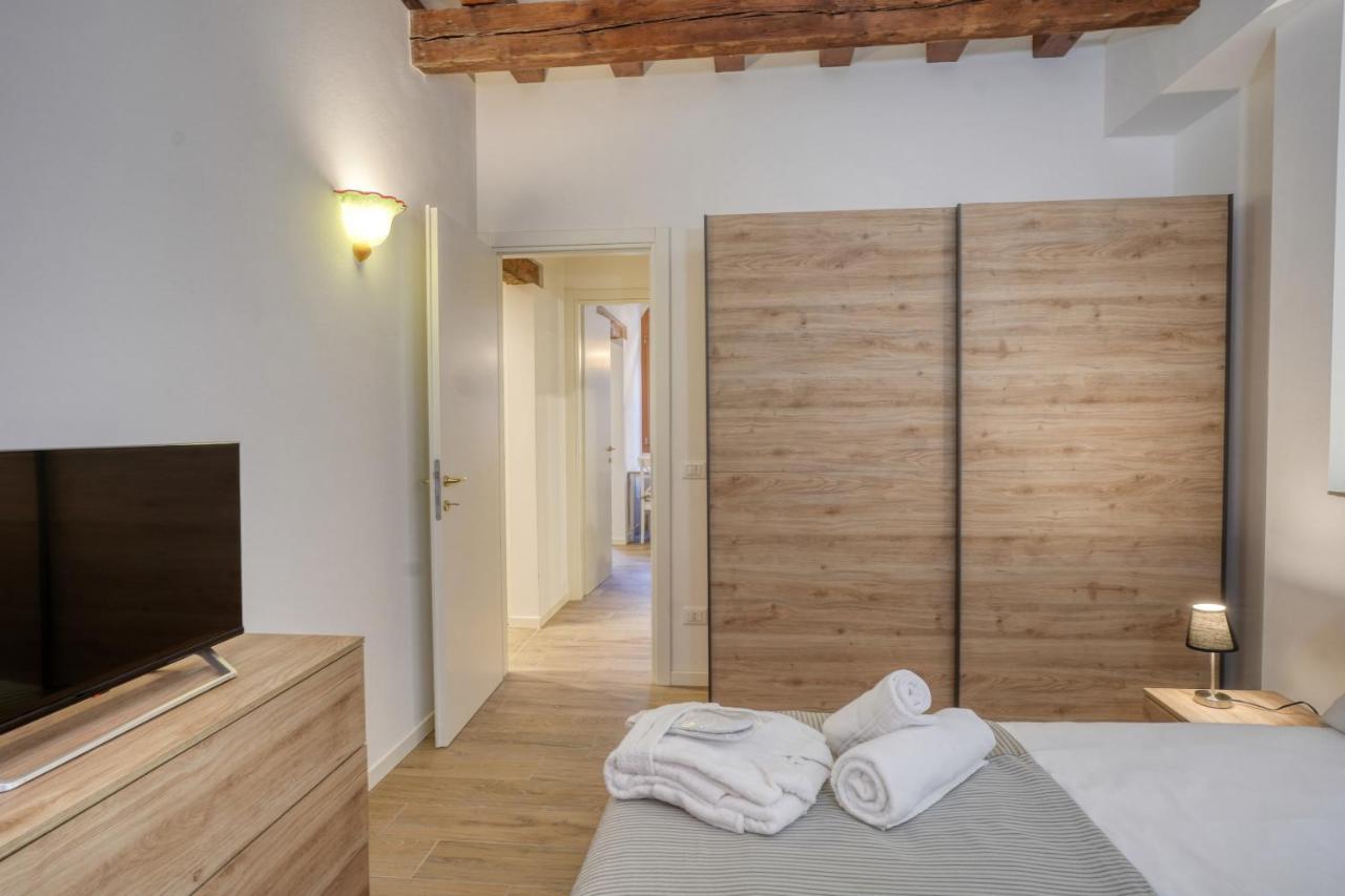 Ecco Suites Apartments Velence Kültér fotó