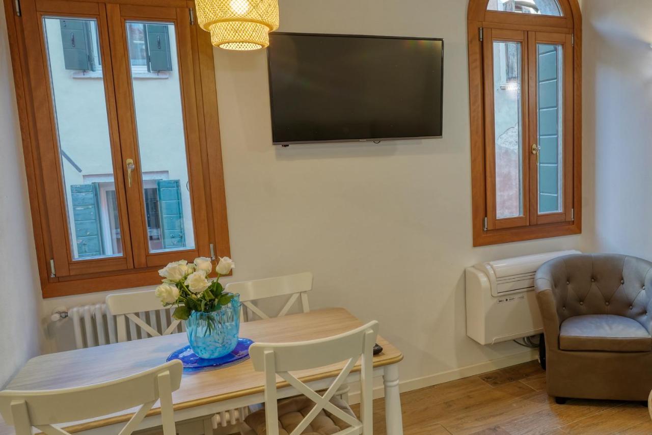 Ecco Suites Apartments Velence Kültér fotó