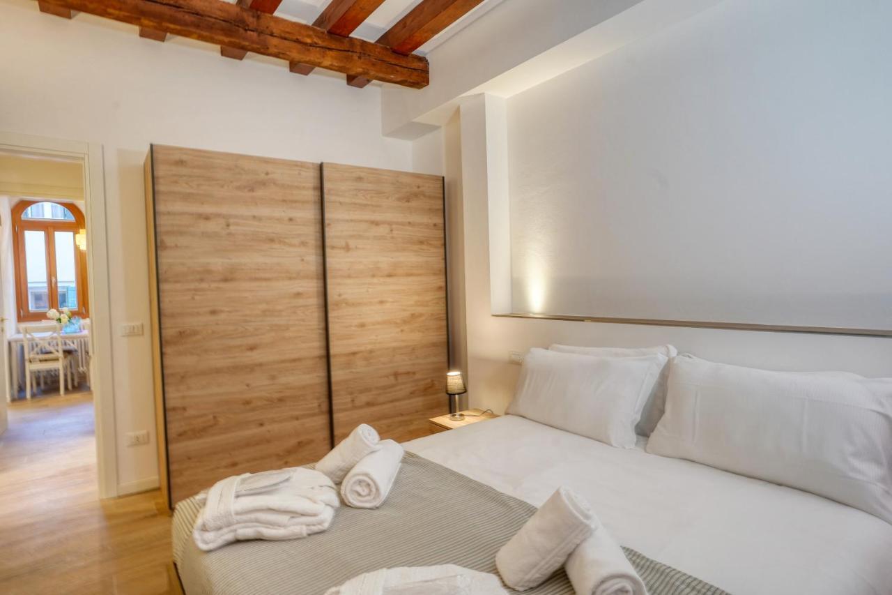 Ecco Suites Apartments Velence Kültér fotó