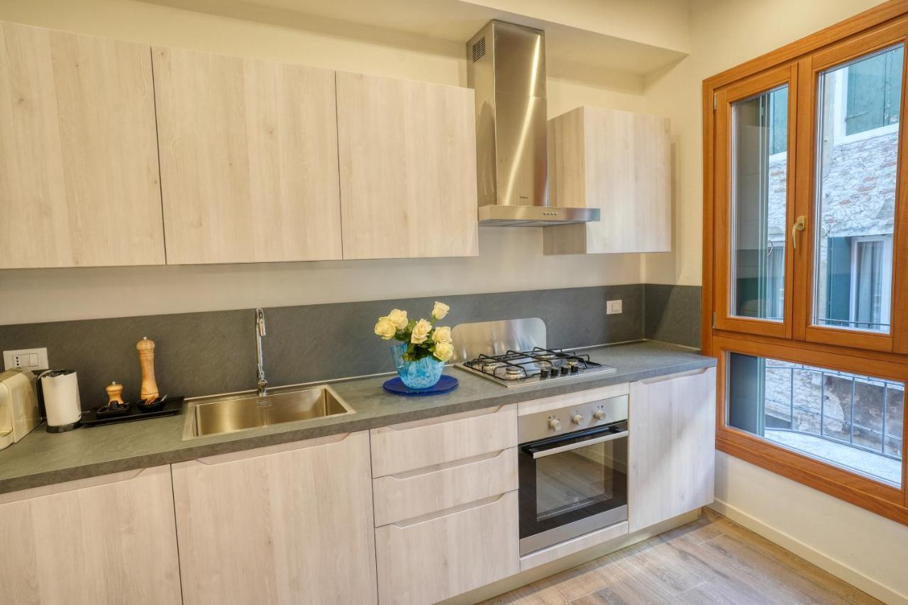 Ecco Suites Apartments Velence Kültér fotó