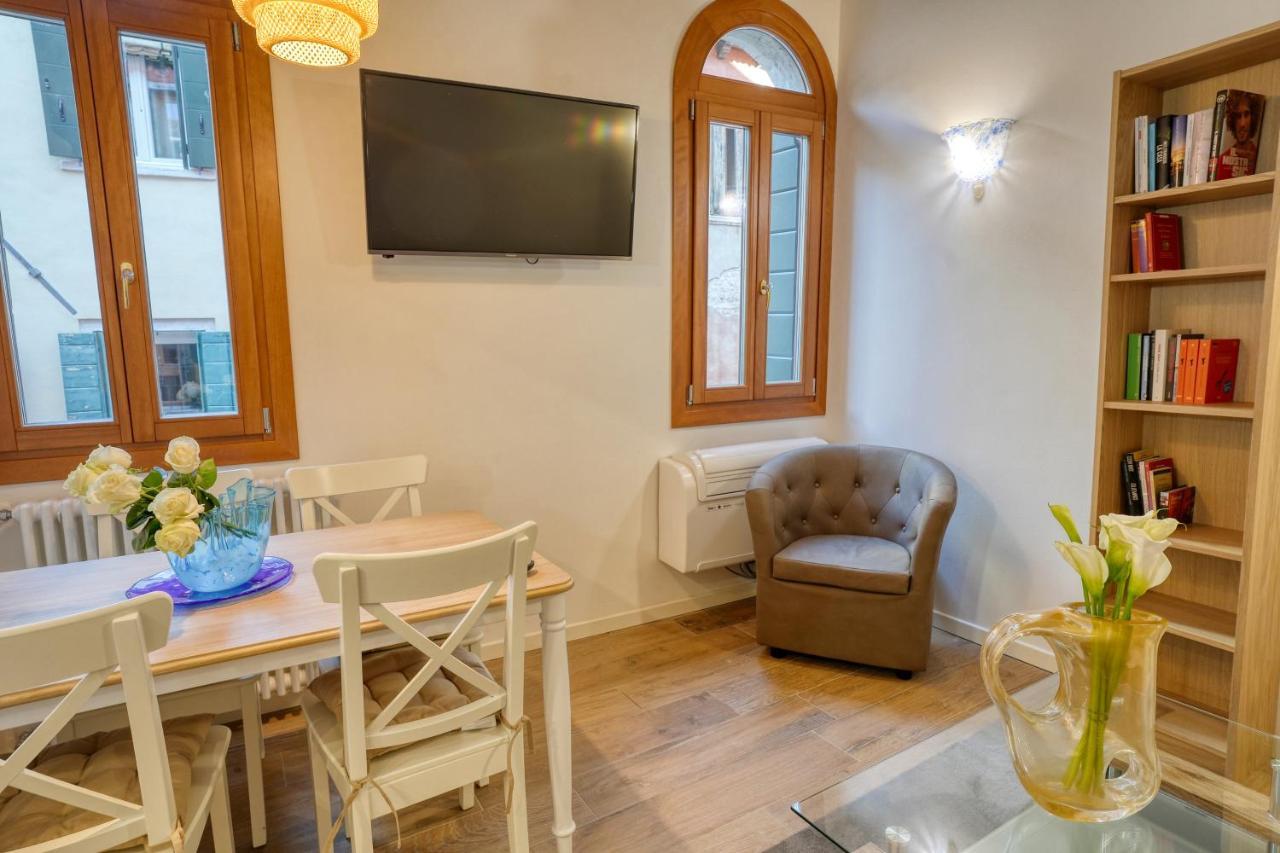 Ecco Suites Apartments Velence Kültér fotó
