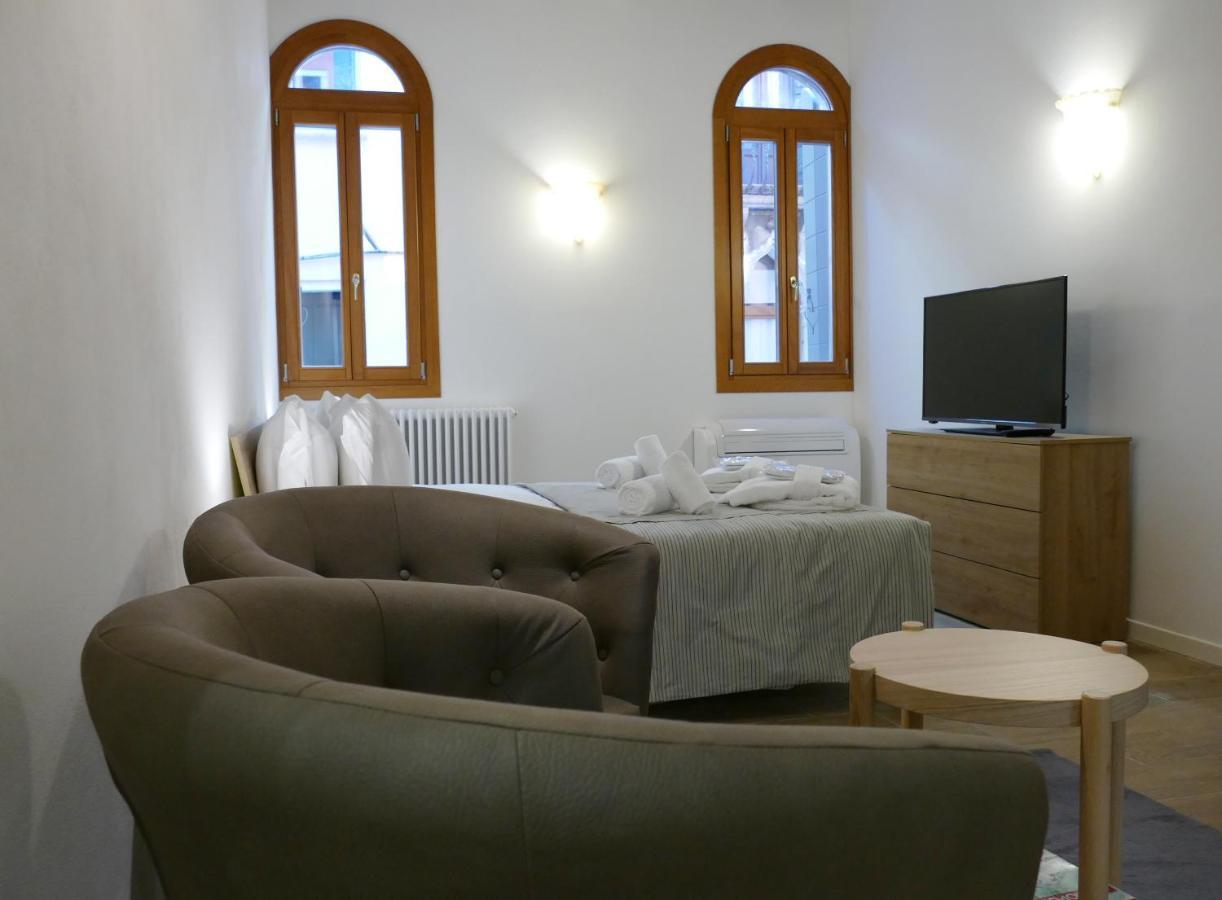 Ecco Suites Apartments Velence Kültér fotó