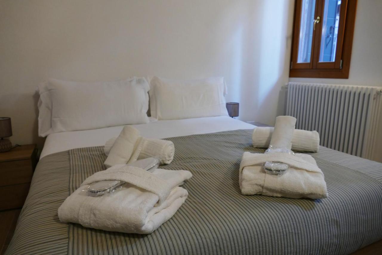 Ecco Suites Apartments Velence Kültér fotó